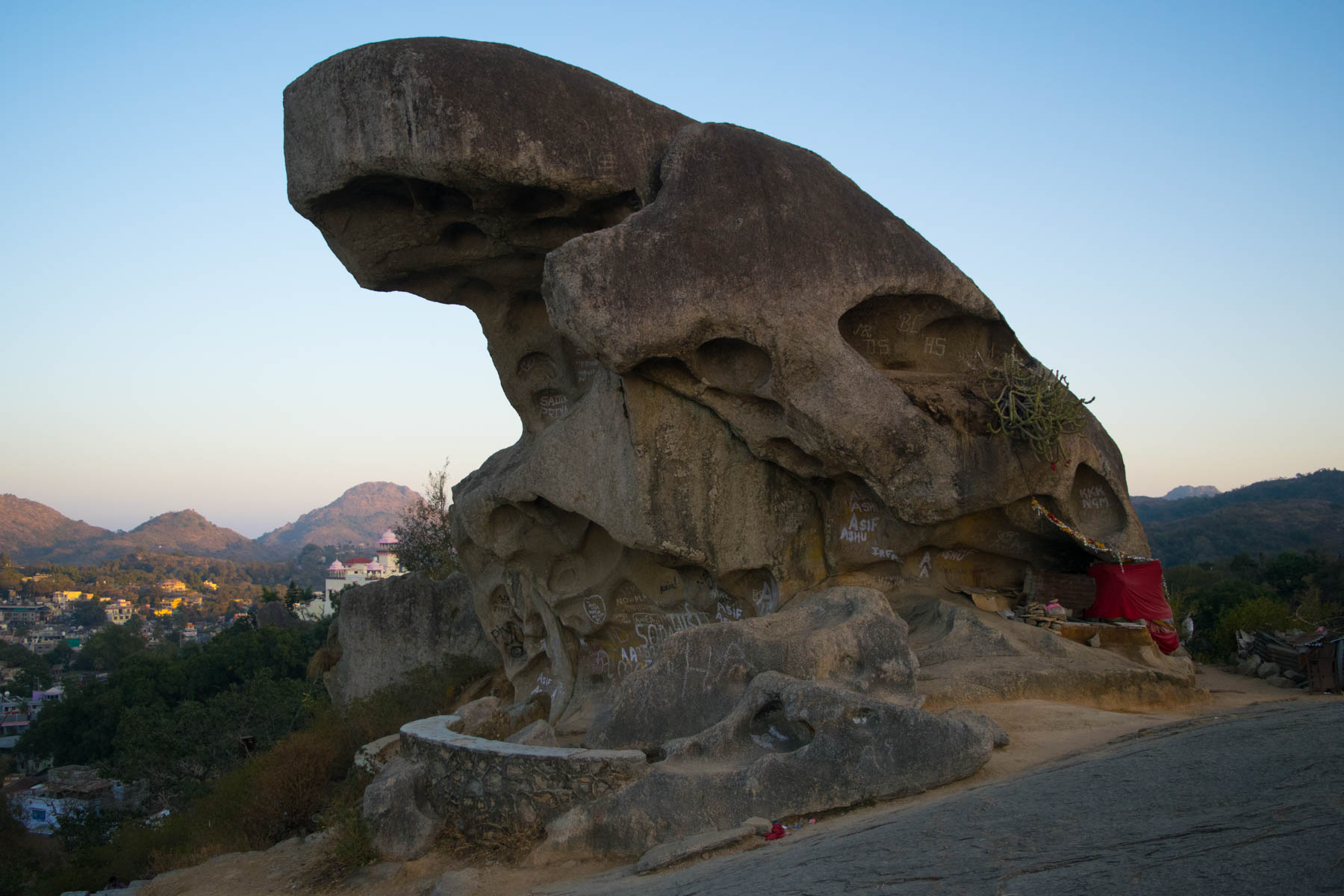 Toad Rock Niral's Photoblog